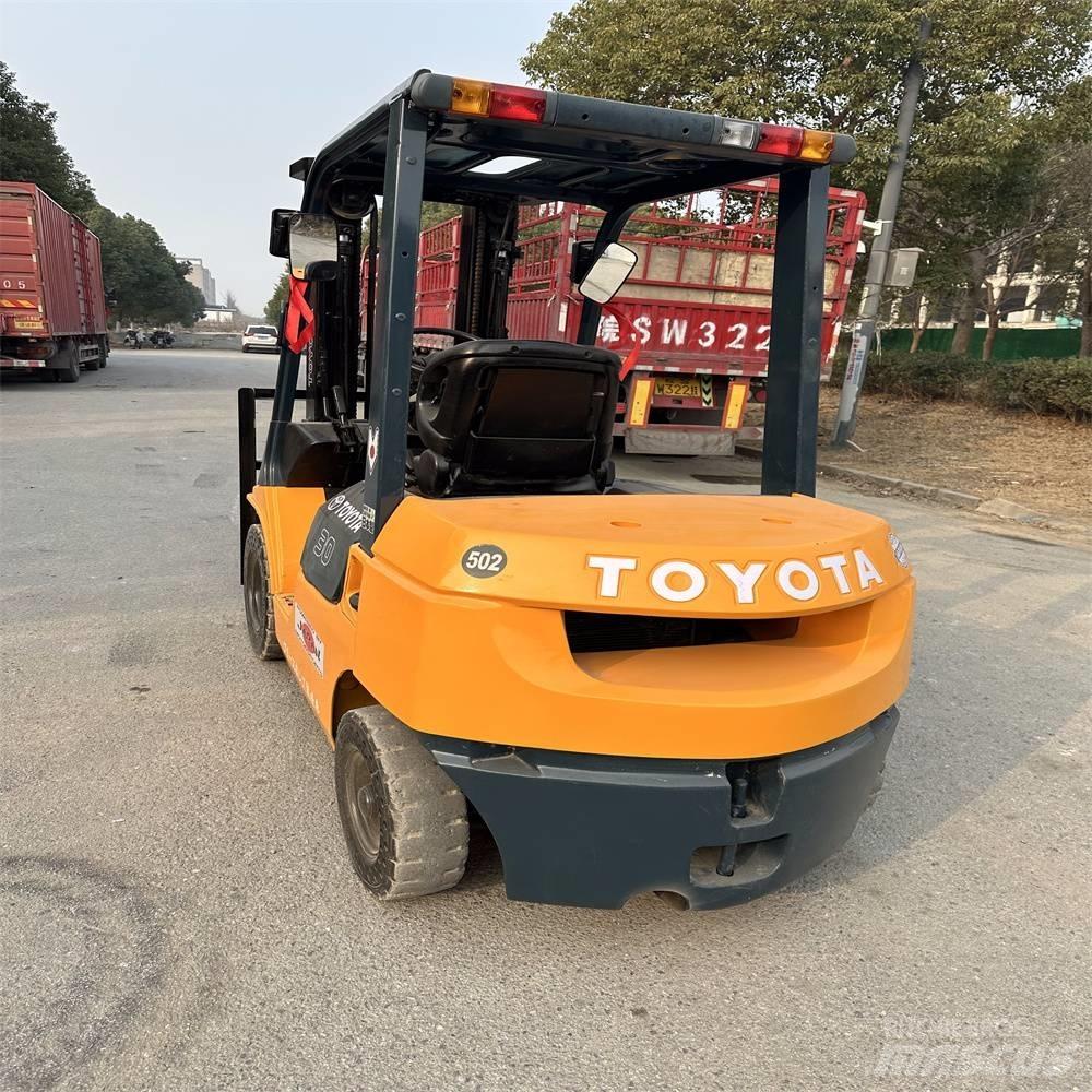 Toyota 62-7 FD N 30 Wózki Diesla