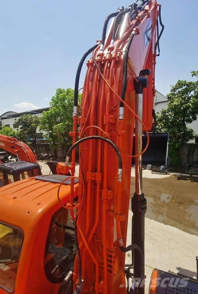 Doosan DX 225 LC Koparki gąsienicowe