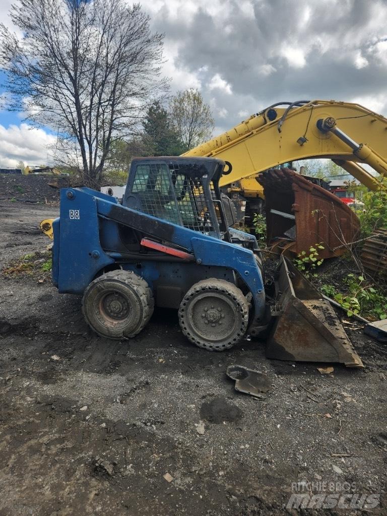 Bobcat 863 Ładowarki burtowe