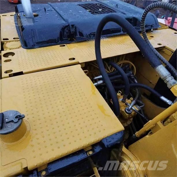 CAT 320D Koparki gąsienicowe