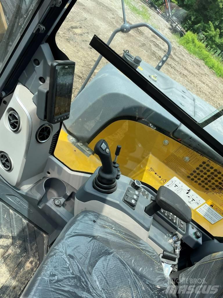 XCMG XE 80 U Minikoparki