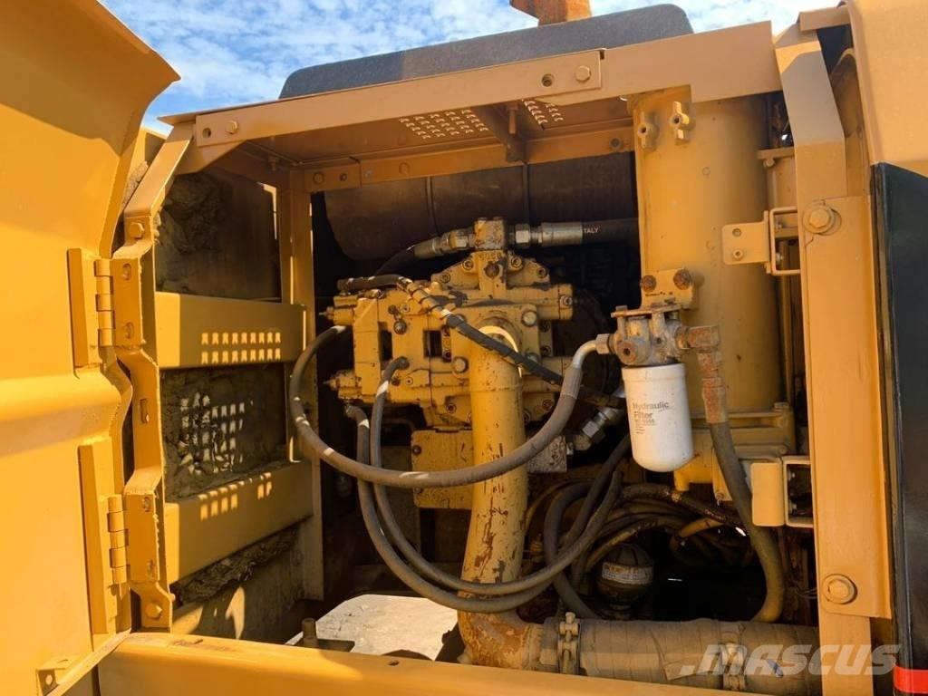 CAT 320BL Koparki gąsienicowe
