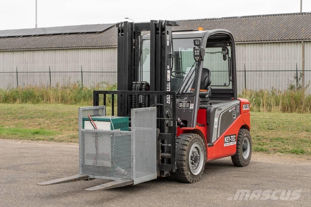Manitou ME 450 Wózki elektryczne