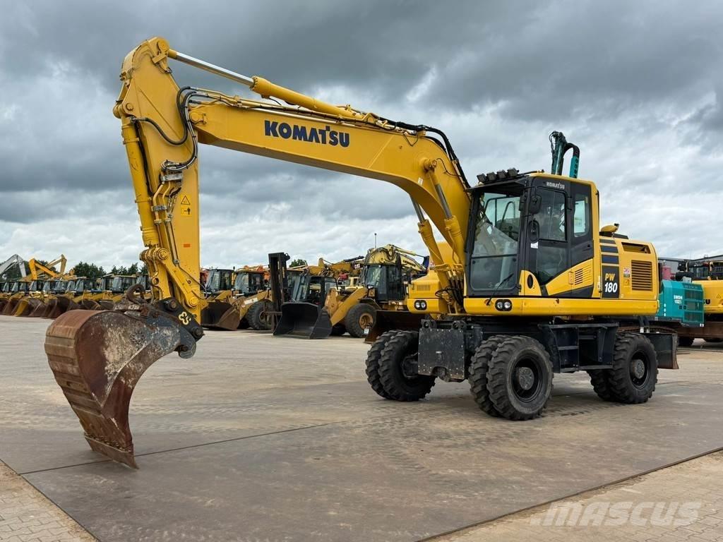 Komatsu PW180-11 Koparki kołowe