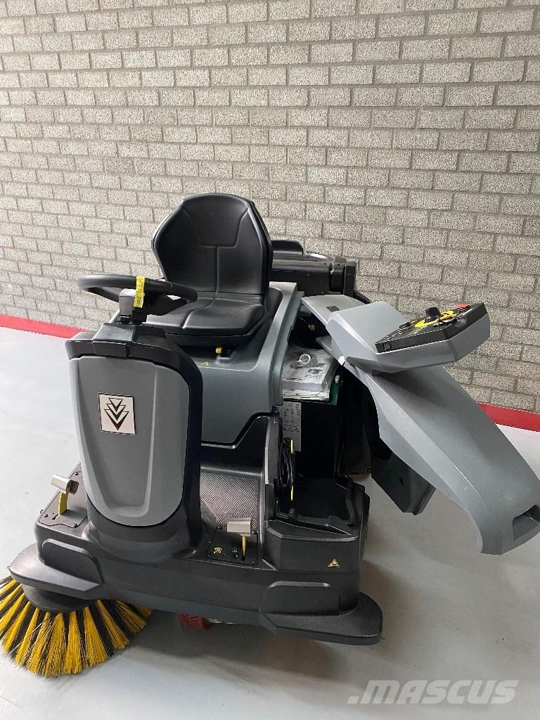 Kärcher KM 105/100 R Zamiatarki - Zgarniarki - Odśnieżarki