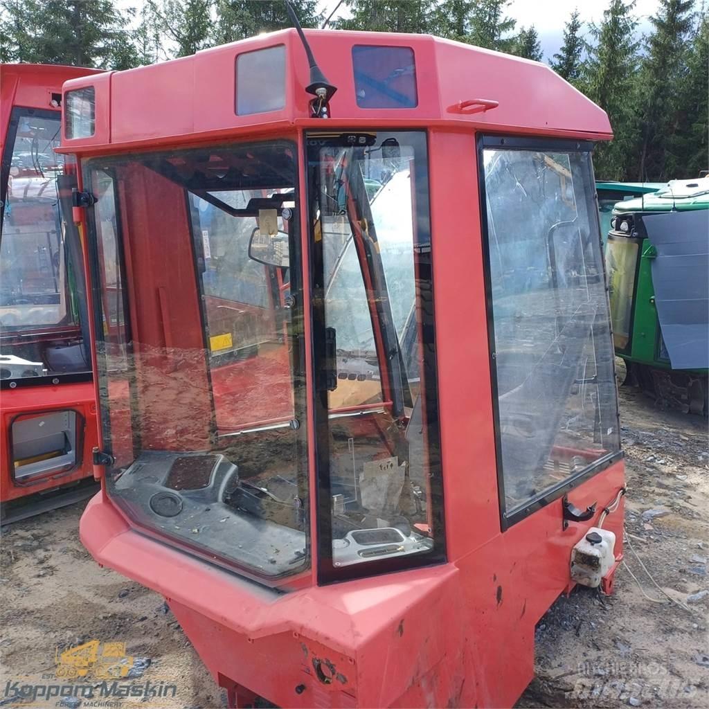 Valmet 941 Kabiny i wnętrze
