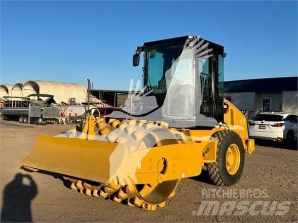 CAT CS44 Walce jednobębnowe