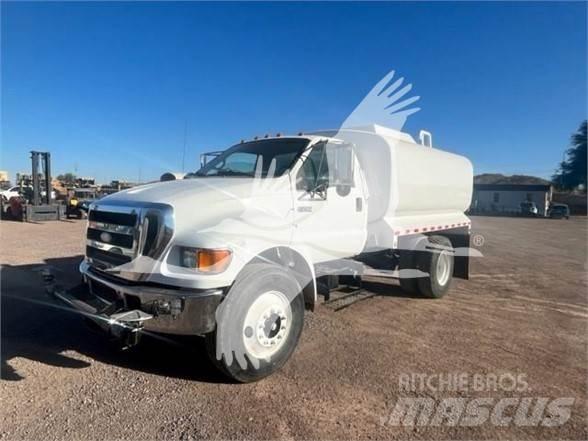 Ford F750 Cysterna