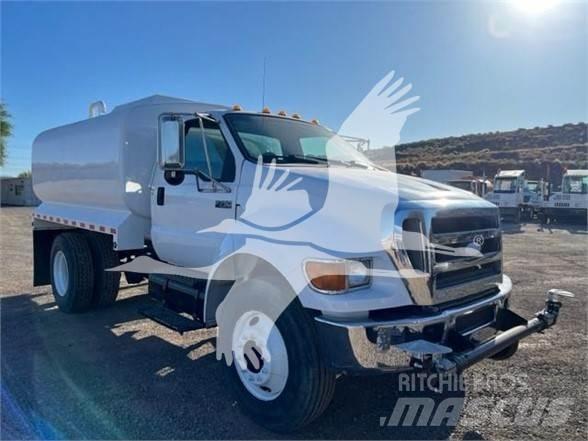 Ford F750 Cysterna