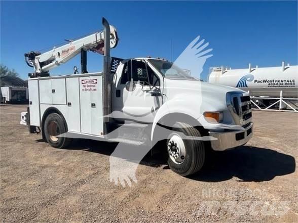 Ford F750 Maszyny budowlane - Inne