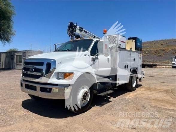 Ford F750 Maszyny budowlane - Inne