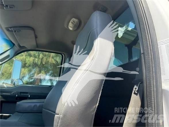 Ford F750 Maszyny budowlane - Inne