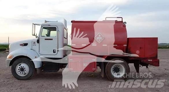Peterbilt 335 Maszyny budowlane - Inne