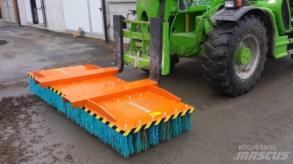 M3 Broom Sweeper SI Zamiatarki - Zgarniarki - Odśnieżarki