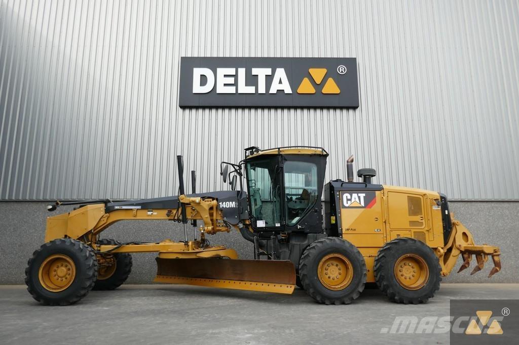 CAT 140M2 Równiarki