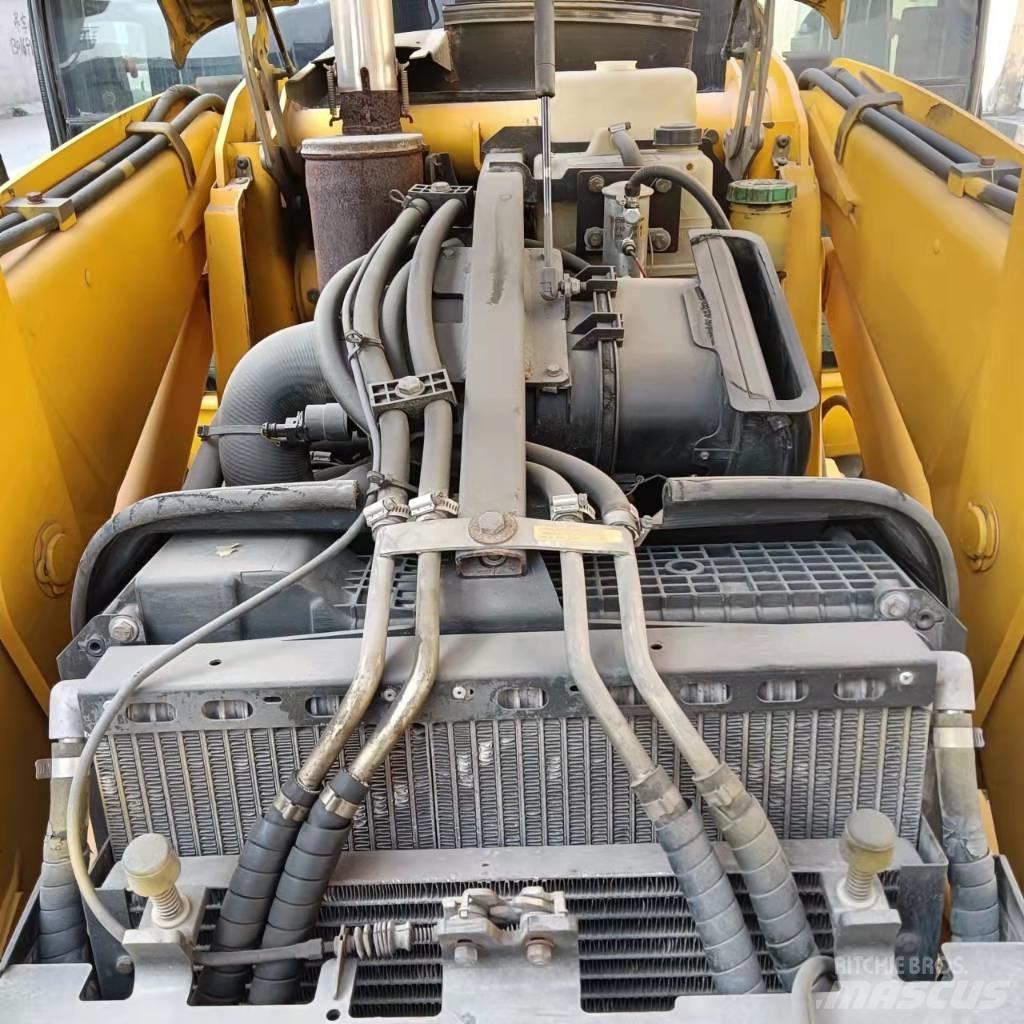 JCB 4CX Koparko-ładowarki