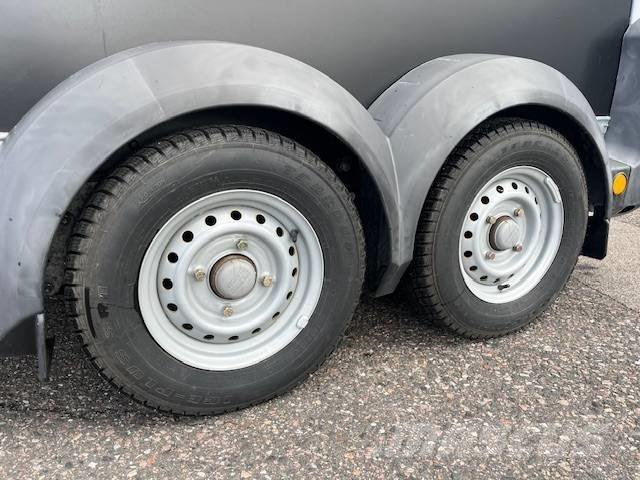 Ifor Williams HB403 Naczepy do transportu zwierząt