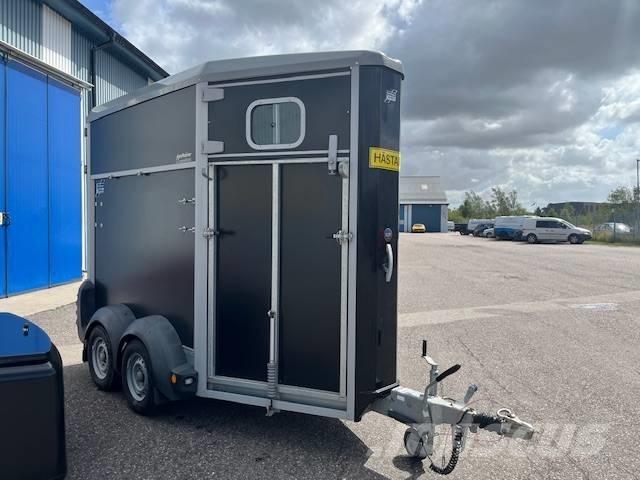Ifor Williams HB403 Naczepy do transportu zwierząt