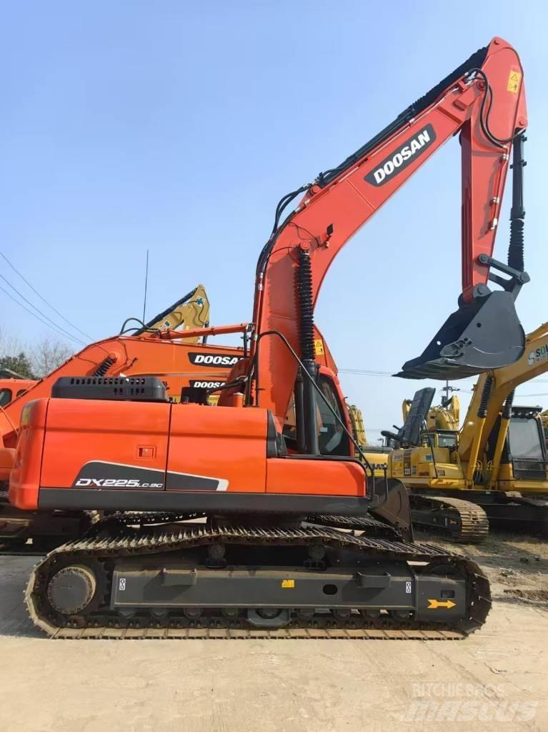 Doosan DX225LC-9C Koparki gąsienicowe