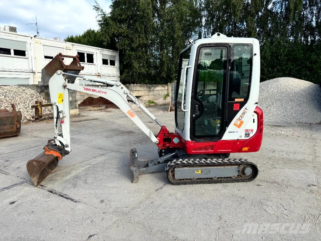 Takeuchi TB 216 Minikoparki