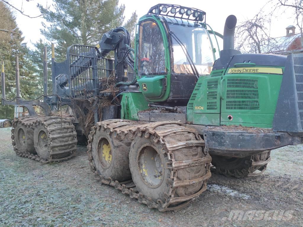 John Deere 1110 E Forwardery