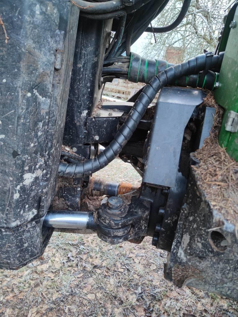 John Deere 1110 E Forwardery