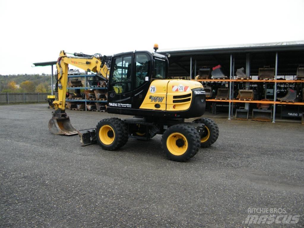 Yanmar B95W Koparki kołowe