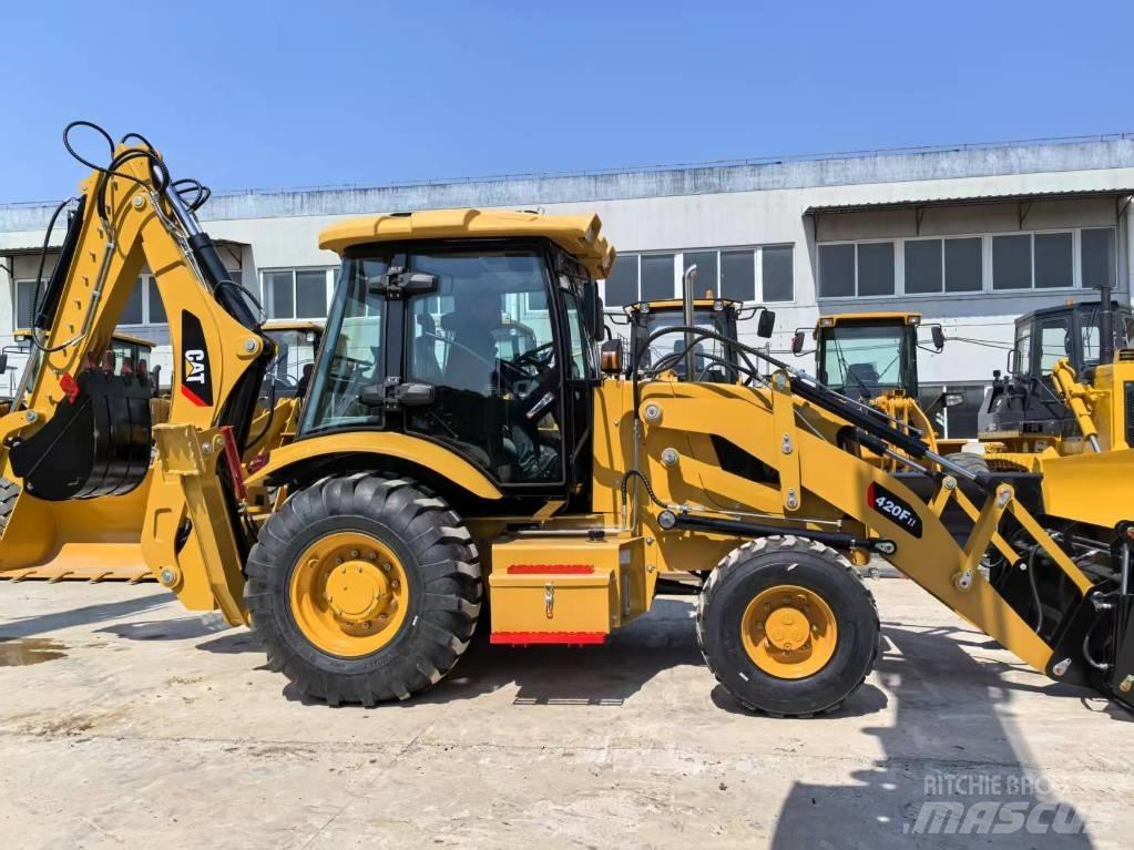 CAT 420 F Koparko-ładowarki