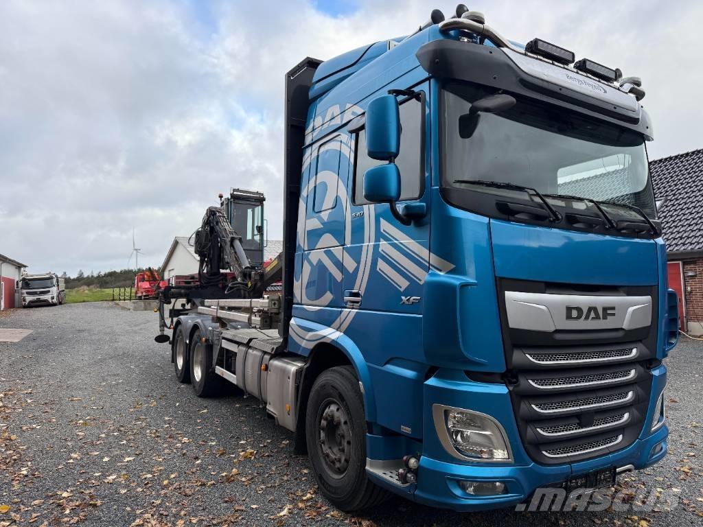 DAF XF 530 6x4 Samochody do przewozu maszyn leśnych