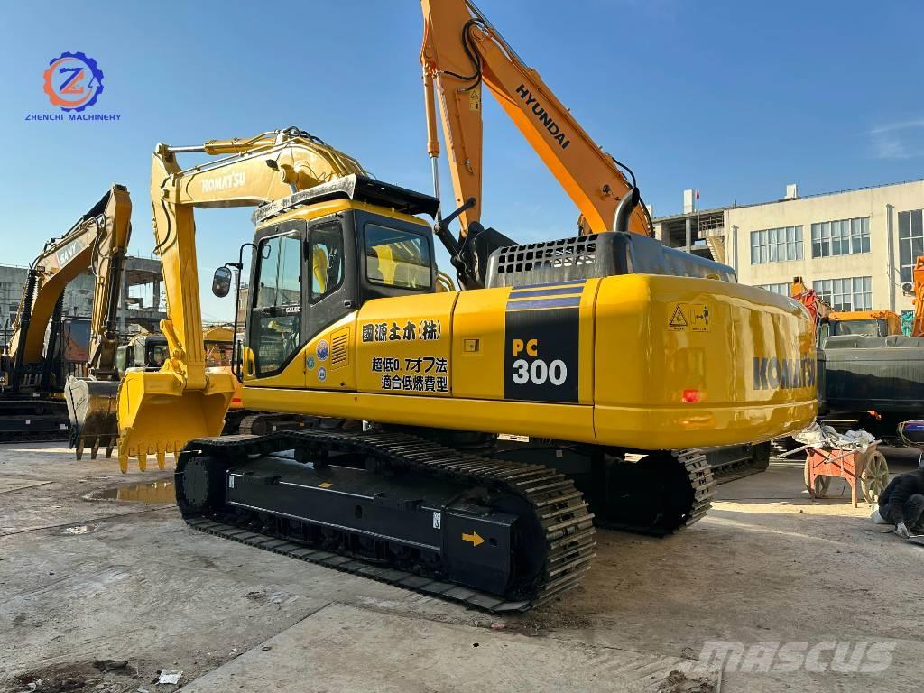 Komatsu PC 300 Koparki gąsienicowe