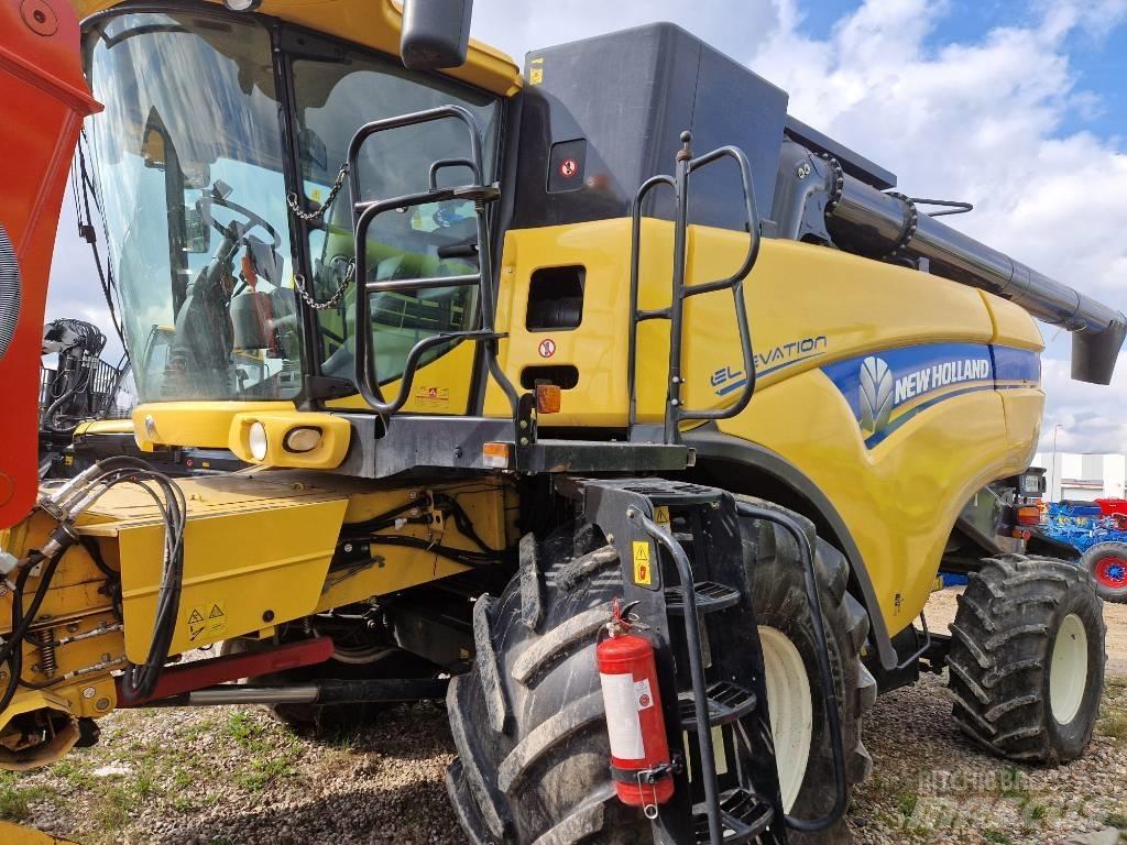 New Holland CX 8070 Kombajny zbożowe
