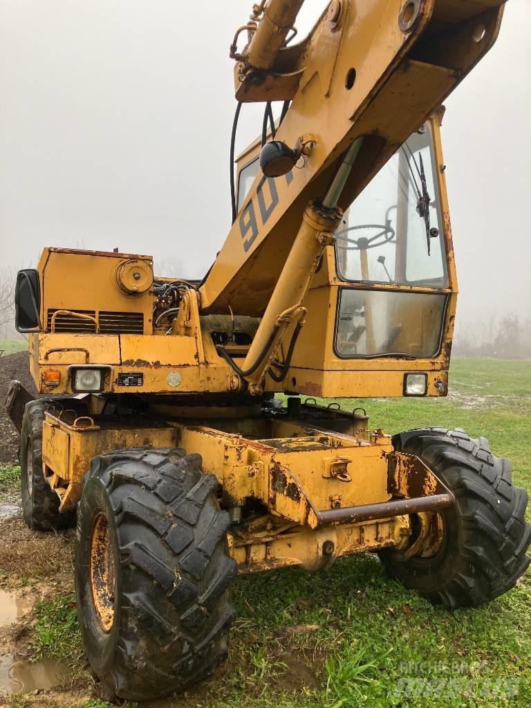 Liebherr A 901 C Koparki kołowe