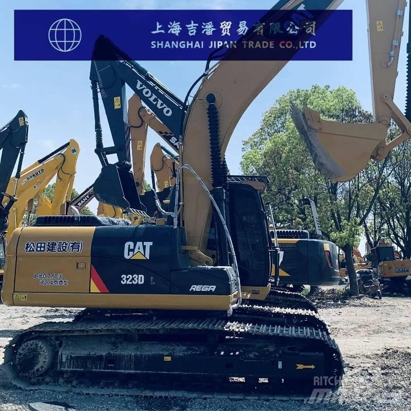 CAT 323 D Koparki gąsienicowe