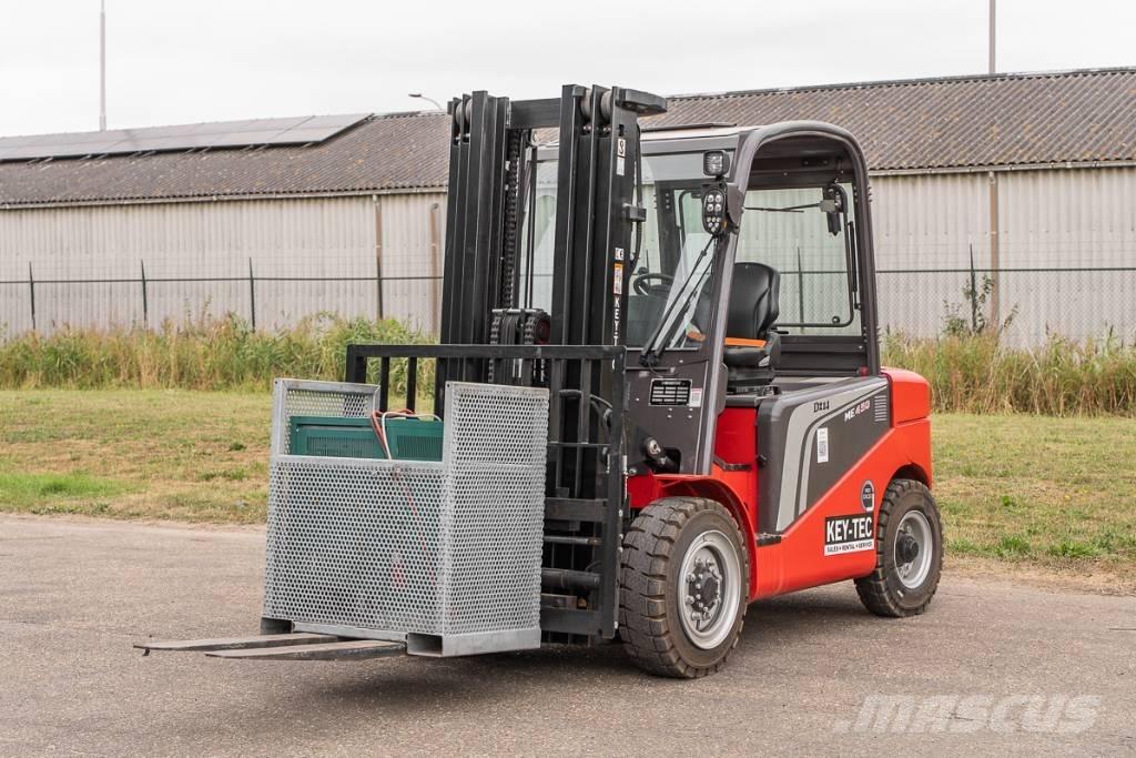Manitou ME 450 Wózki elektryczne