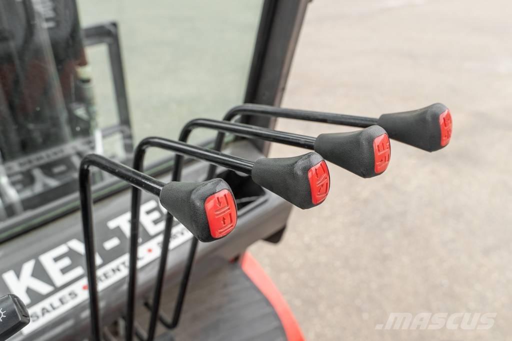 Manitou ME 450 Wózki elektryczne