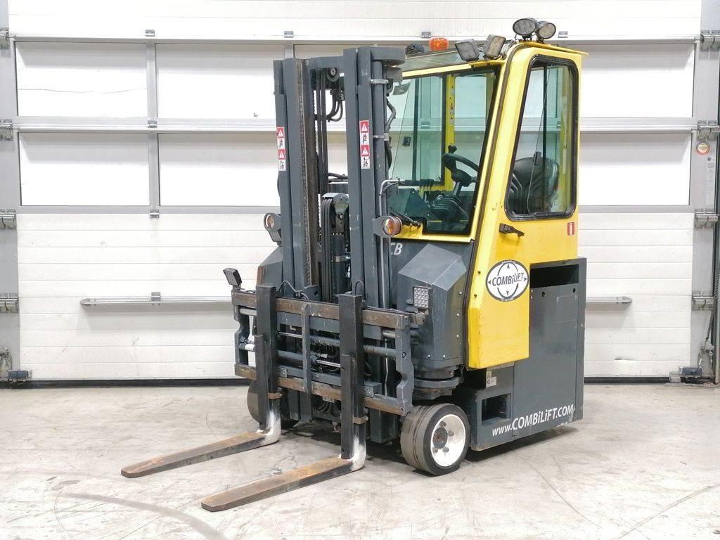Combilift CBE2500 Wózki widłowe boczne