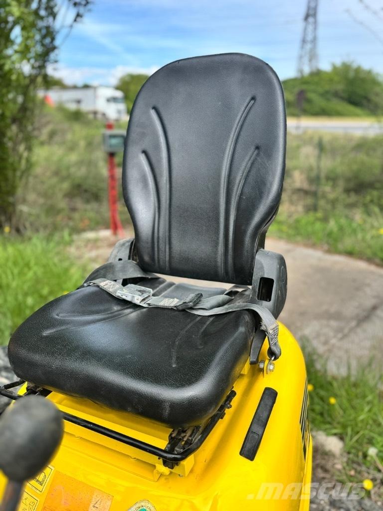 Komatsu PC 09 Minikoparki