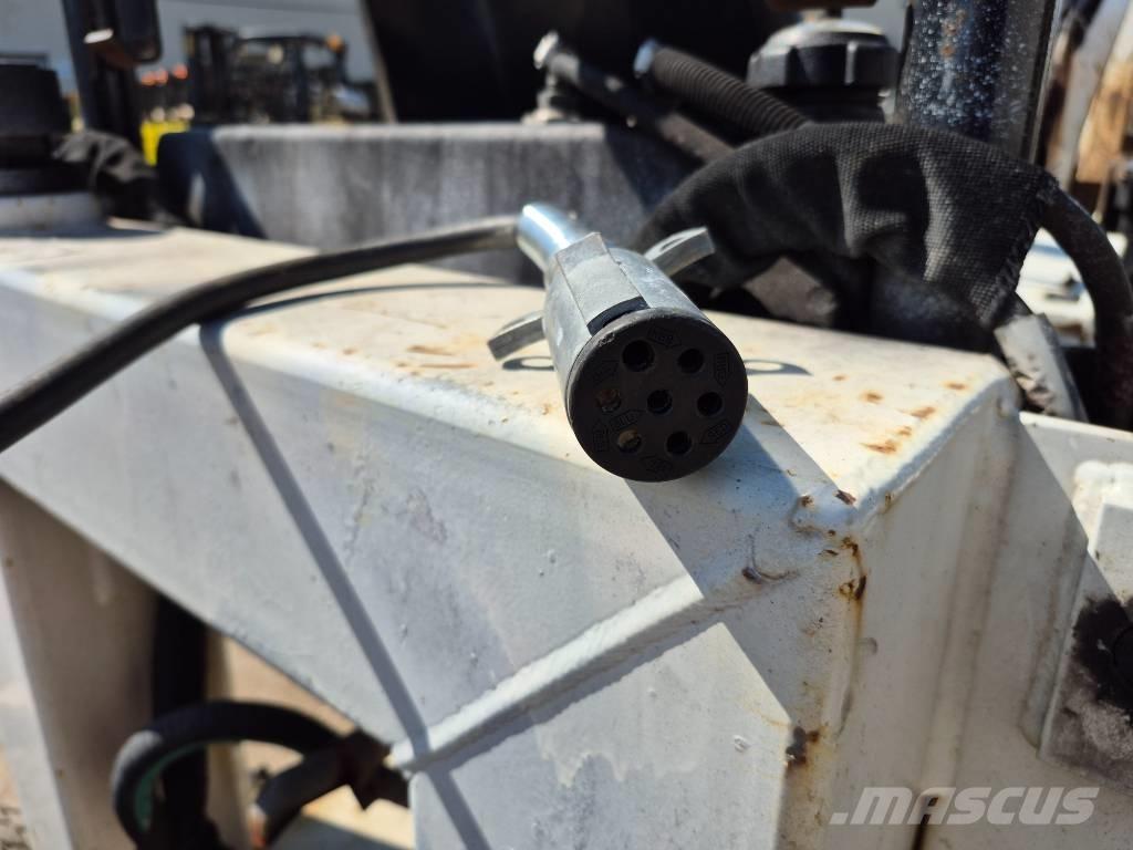  R.H.&M. GF6LM Koparko-ładowarki