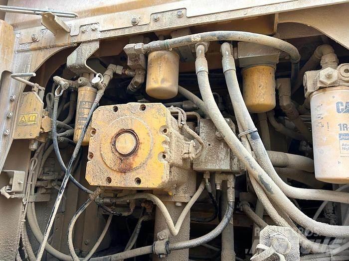 CAT 374 LME Koparki specjalne