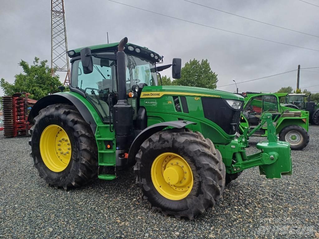John Deere 6R 215 Ciągniki rolnicze