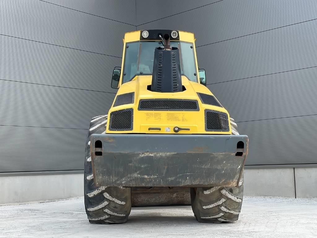Bomag BW 216 DH-4i Walce jednobębnowe