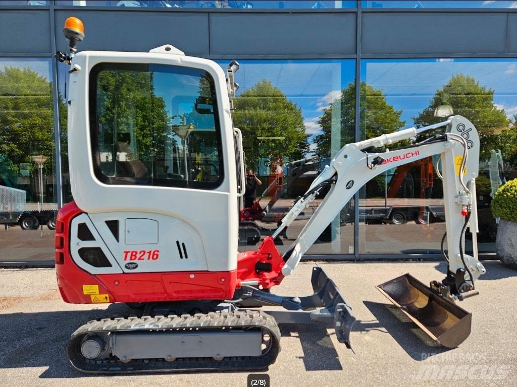 Takeuchi TB 216 Minikoparki