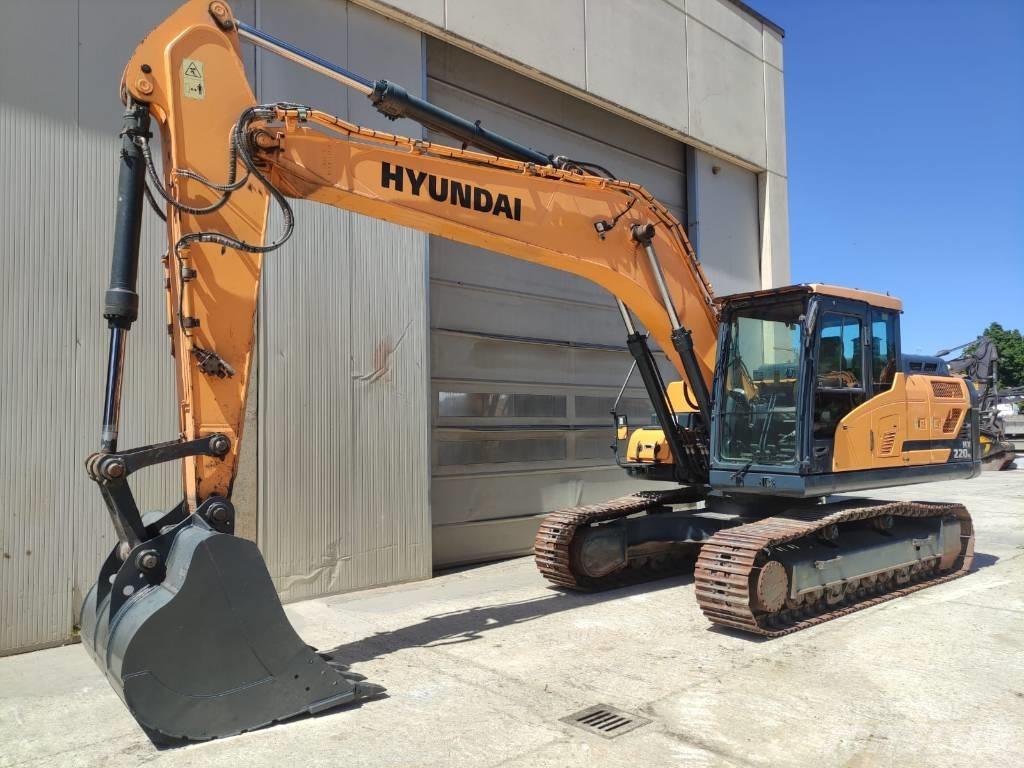 Hyundai HX 220 Koparki gąsienicowe