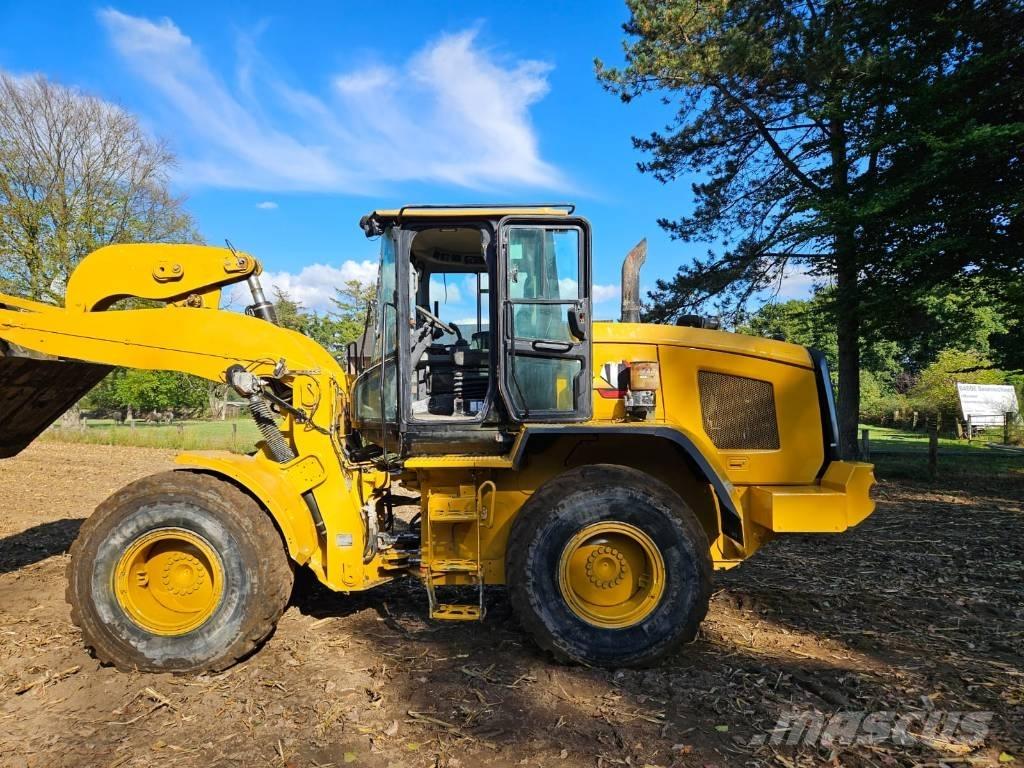 CAT 930 M Ładowarki kołowe
