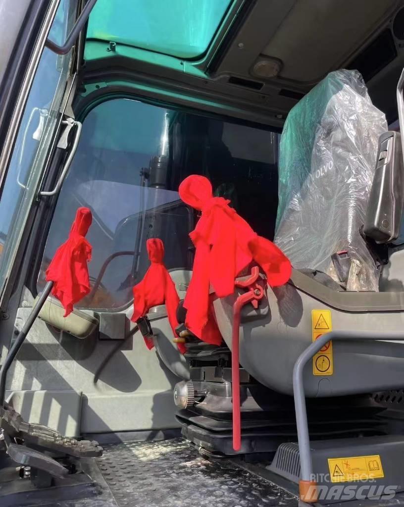Volvo 240 Koparki gąsienicowe