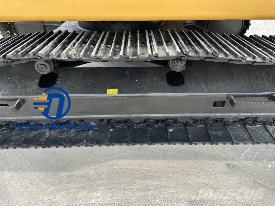 CAT 320CL Minikoparki