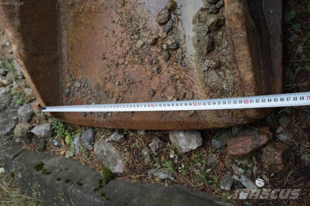 Hyundai HX 260 L Koparki gąsienicowe