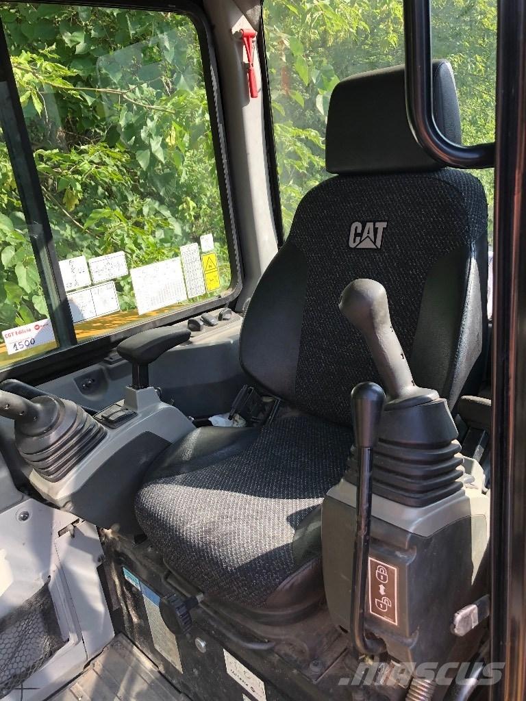 CAT 305 E2 CR Minikoparki