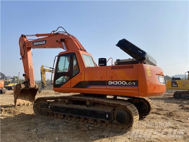 Doosan DH300 Koparki gąsienicowe