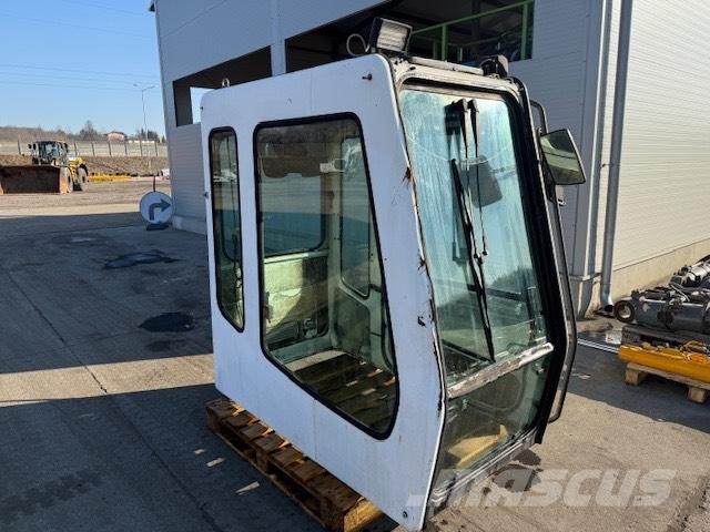Liebherr SERIA B CAB Kabiny i wnętrze